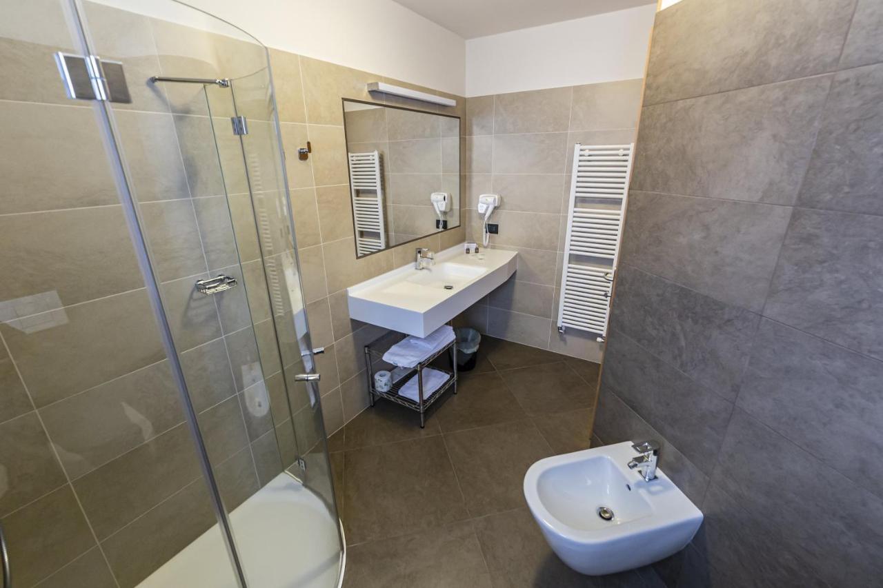 Hotel Garni Paradisi - Wellness & Spa Mezzano Exterior foto