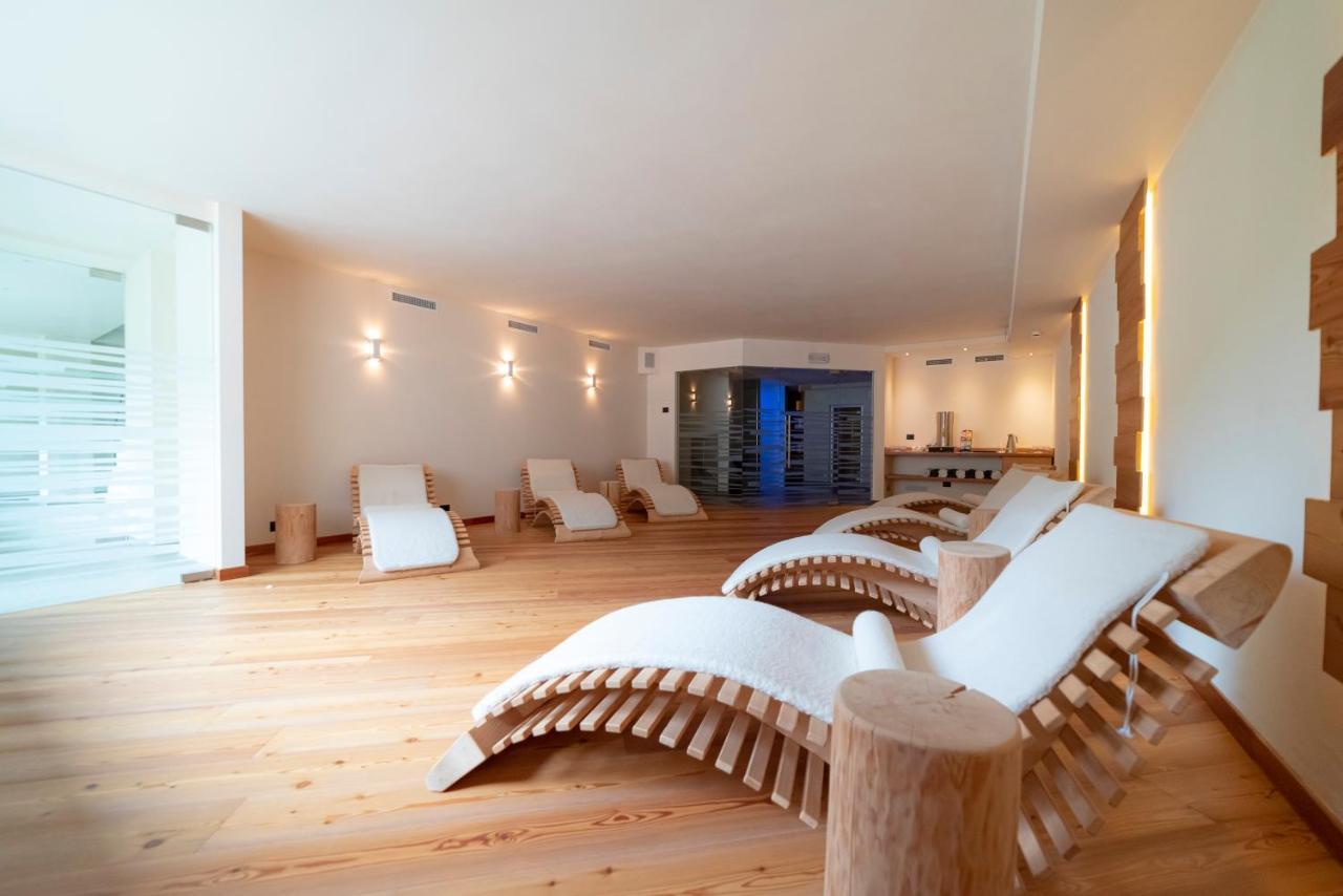 Hotel Garni Paradisi - Wellness & Spa Mezzano Exterior foto